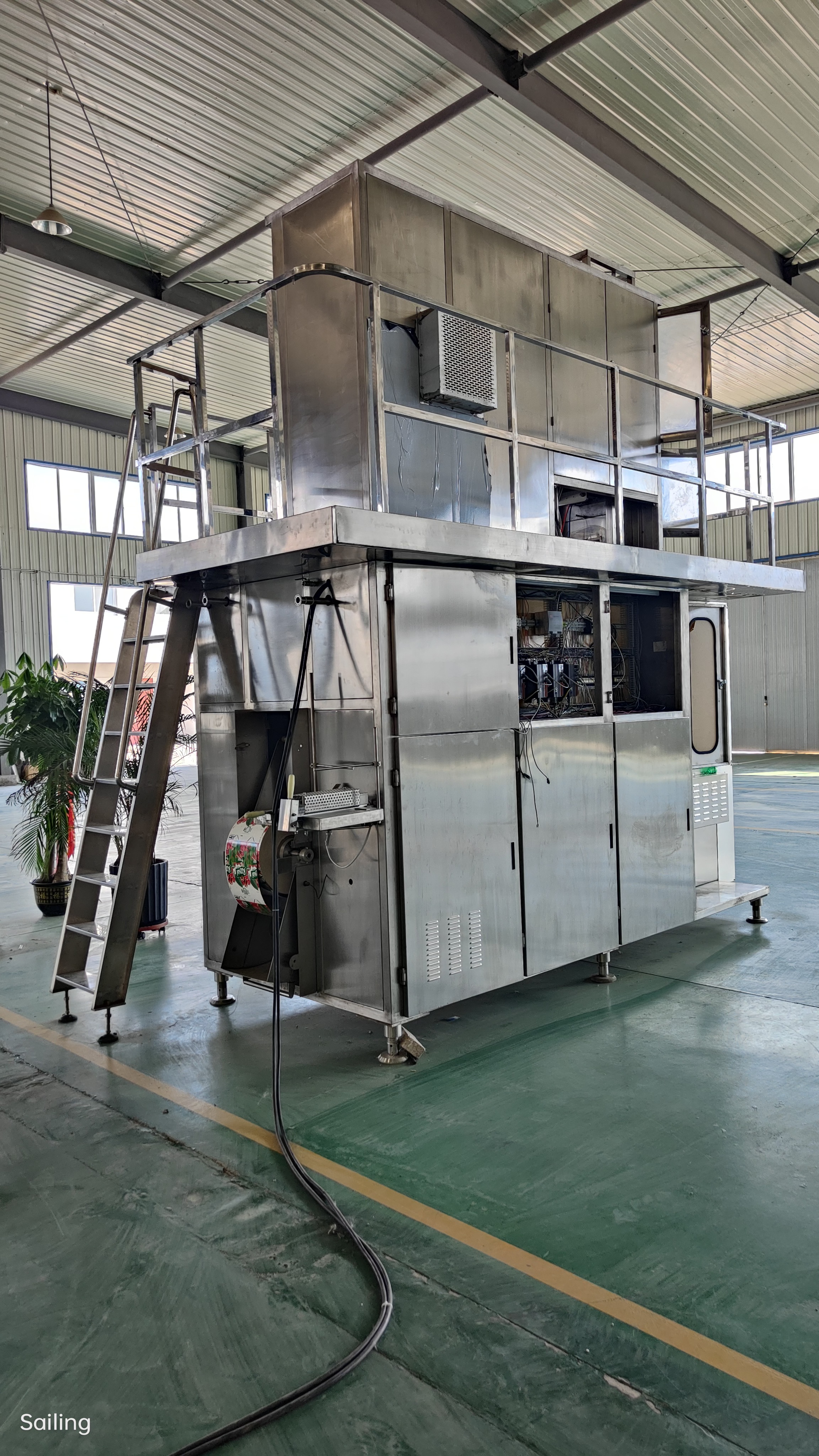 FactoryAutomaticcartonfillingmachineforjuice3.jpg